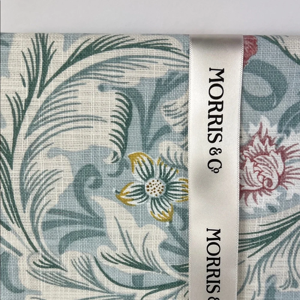William MORRIS Co Tablecloth Leicester Blue Floral Spring Cotton 70